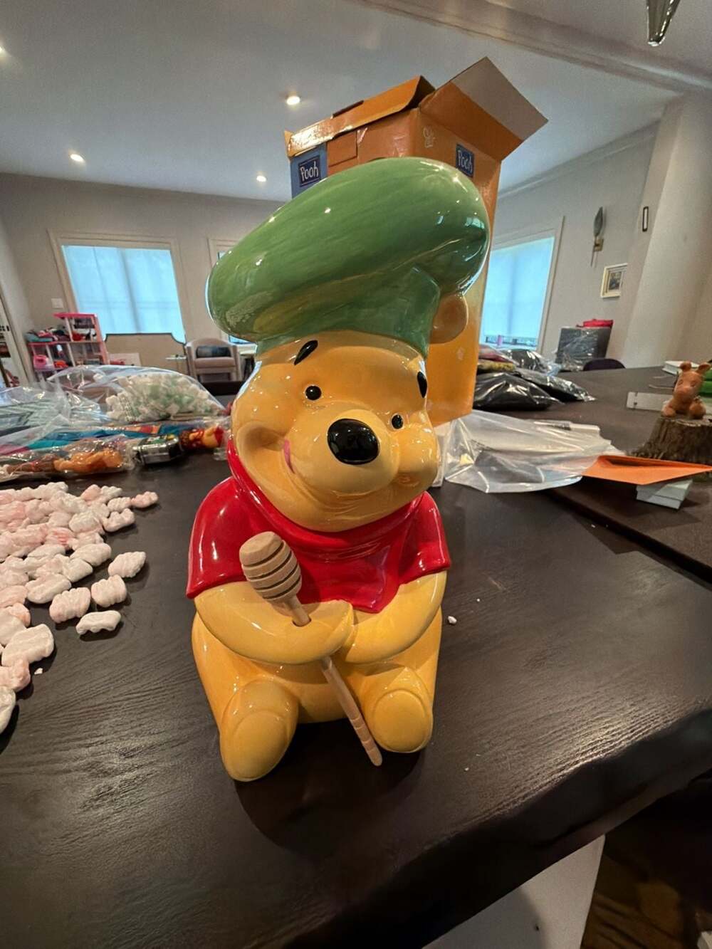 Treasure Craft Disney Winnie the Pooh Cookie Jar Original Box honey stick NEW!